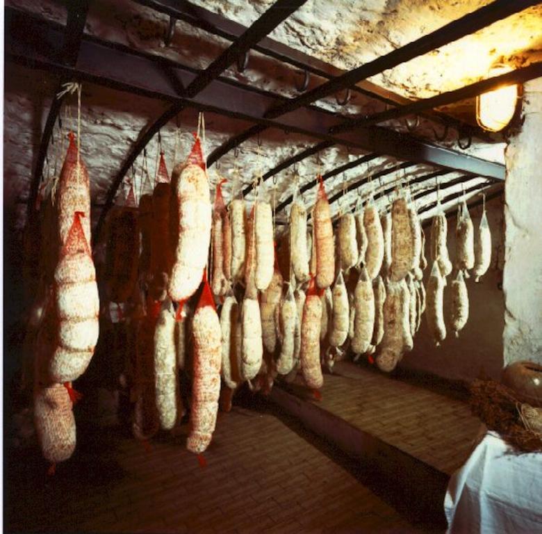 Osteria Carnivora Guest House กาโยเล อิน เคียนติ ภายนอก รูปภาพ